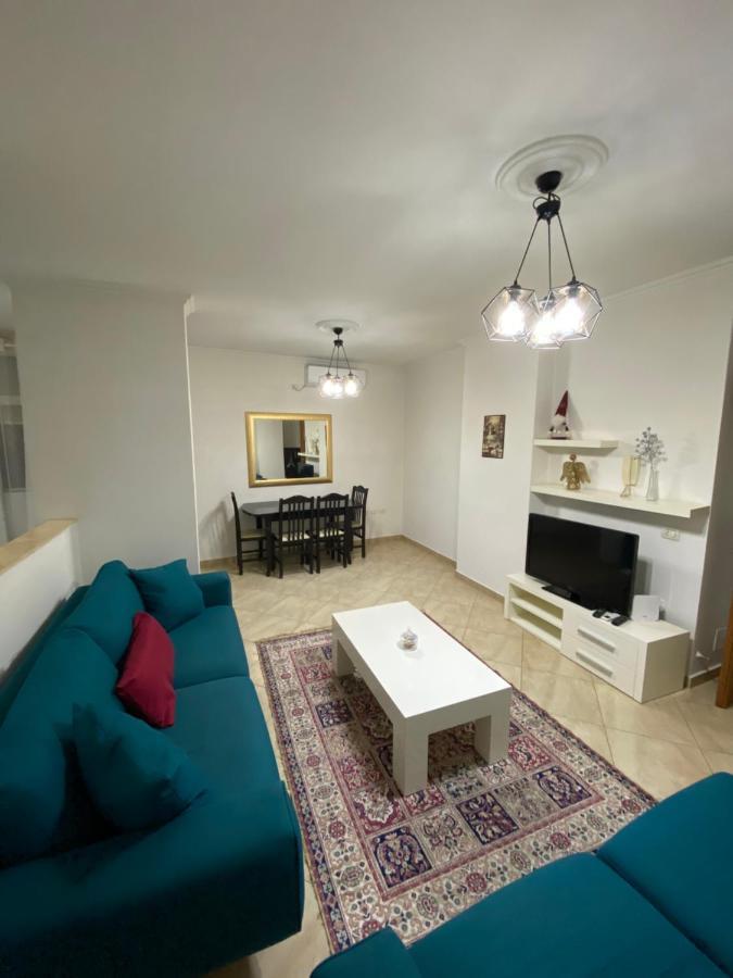 Chlo Apartment 3 Тирана Екстер'єр фото
