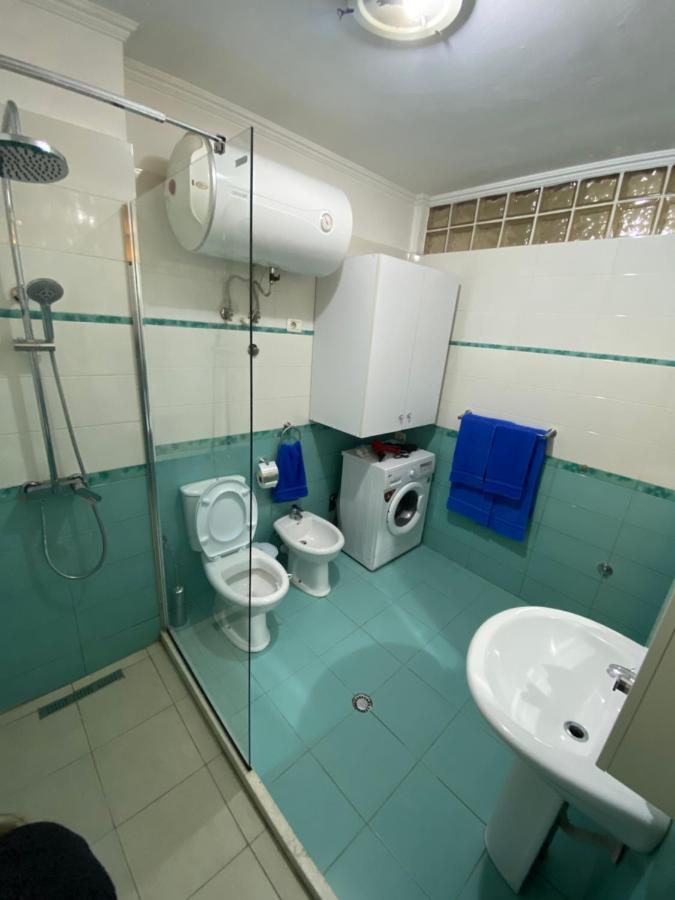 Chlo Apartment 3 Тирана Екстер'єр фото